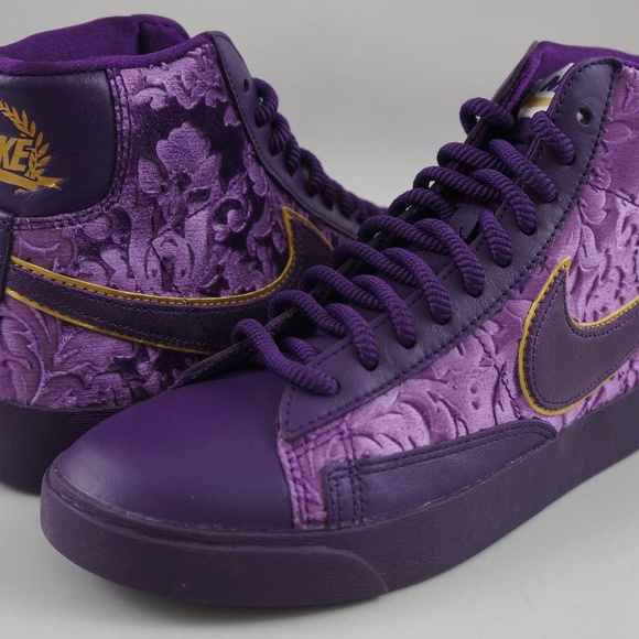 purple and gold nike shoes